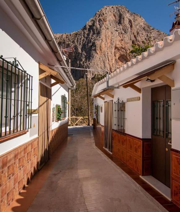 La Tienda De Miguel Lejlighed El Chorro Eksteriør billede
